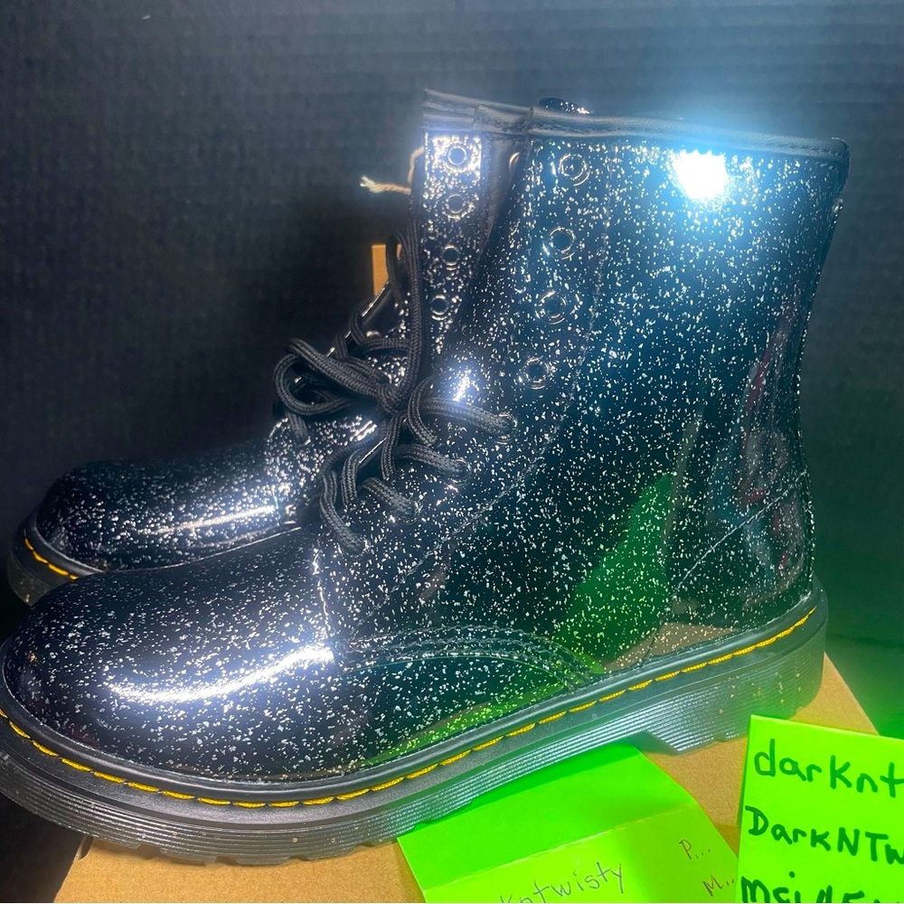 BNIB Dr.Martens 1460 UK 4 US 6 Cosmic Glitter PRICE FIRM NO OFFERS NO DISCOUNTS - Picture 5 of 15
